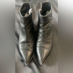 Everlane ankle boots size 7